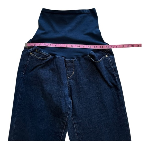 Articles Of Society Maternity Jeans - Size 31 - Picture 10 of 16